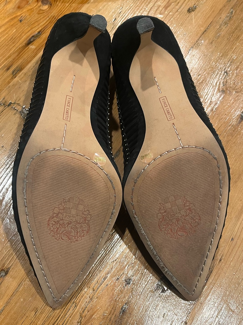 Vince Camuto Black Suede Studded Pointed-Toe 2” Heels Contemporary Edgy Chic - Picture 8 of 8